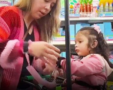 California Mom Causes a Heated Stir by Putting Daughter’s Wrist on a Leash While Shopping